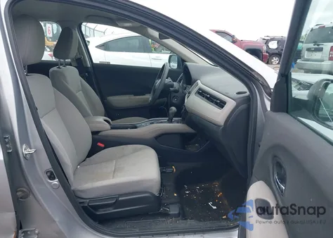 2021 Honda Hr-V Awd Lx z USA, uszkodzony, nr VIN 3CZRU6H31MM703150